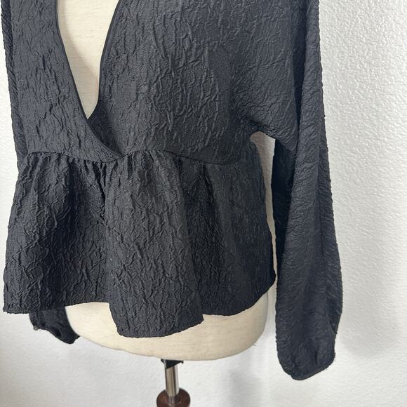 Wilfred Black Textured Top Women Small Peplum Blouse Jacquard Deep V Neck - Picture 5 of 13